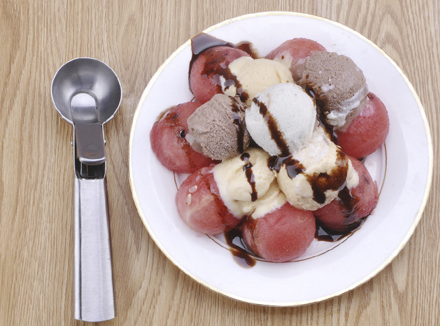 7-Inch Stainless Steel Ice Cream Scoop Tool